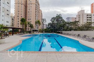 Image 66 - 891072