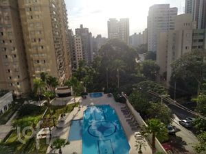 Image 39 - 891072