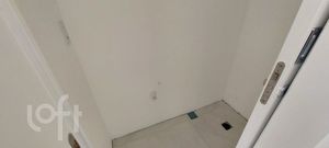 Image 3 - 891075