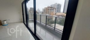 Image 19 - 891075