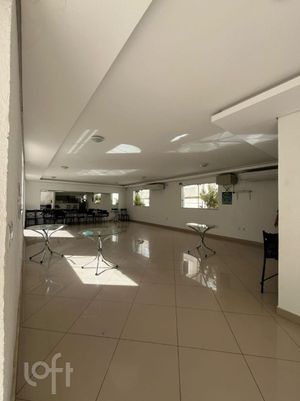 Image 11 - 891076