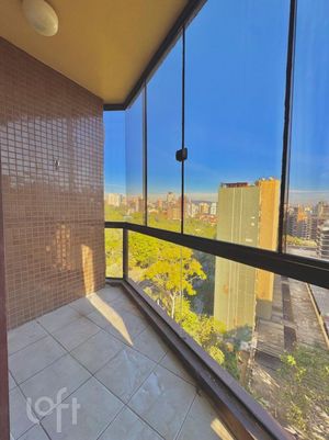 Image 11 - 891079