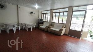 Image 10 - 891083