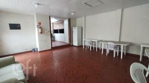 Image 9 - 891083