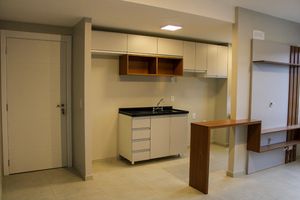 Image 3 - 891091