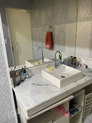 Image 8 - 891103
