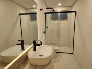 Image 14 - 891113