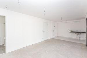 Image 10 - 891146