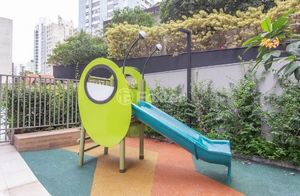 Image 1 - 891146