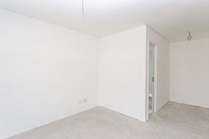 Image 36 - 891146
