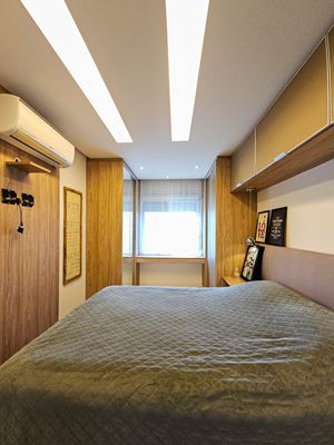 Image 9 - 891151