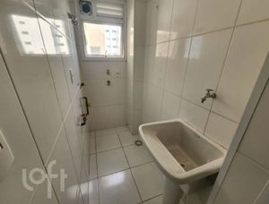 Image 6 - 891164