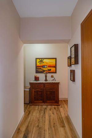Image 17 - 891182