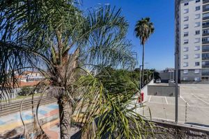 Image 6 - 891185