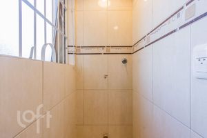 Image 12 - 891185