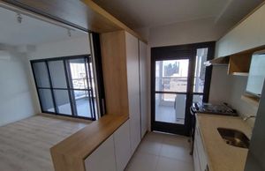 Image 4 - 891188