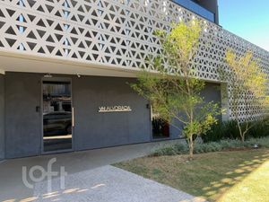 Image 10 - 891196