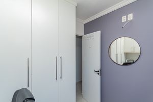 Image 22 - 891237