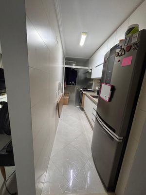 Image 1 - 891237