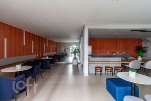 Image 14 - 891245