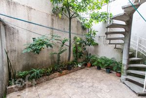 Image 21 - 891248