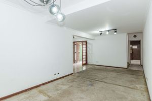 Image 9 - 891312