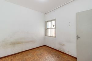 Image 18 - 891312