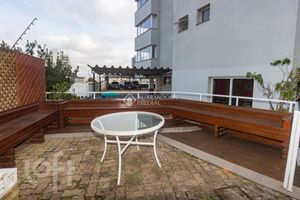 Image 31 - 891316