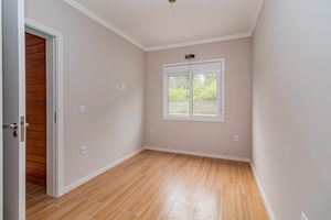 Image 14 - 891352
