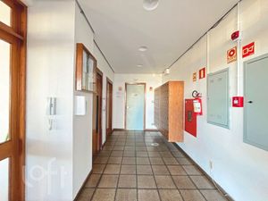 Image 19 - 891367