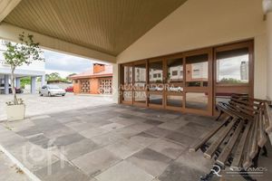 Image 10 - 891367