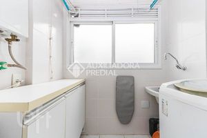 Image 9 - 891377