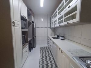 Image 9 - 891407