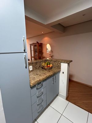 Image 13 - 891482