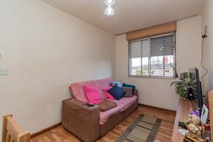 Image 1 - 891558