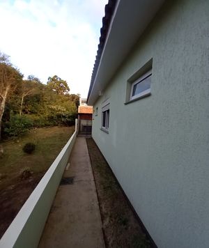 Image 12 - 891575