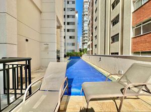 Image 8 - 891588