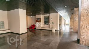 Image 34 - 891615