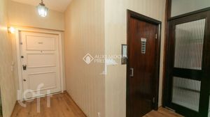 Image 33 - 891615