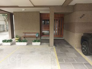 Image 6 - 891619