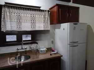 Image 12 - 891623