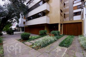 Image 29 - 891631