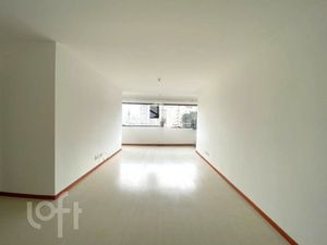Image 1 - 891641