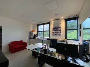 Image 9 - 891646