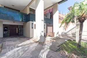 Image 31 - 891650