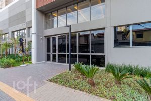 Image 19 - 891714