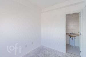 Image 15 - 891714