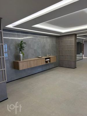 Image 12 - 891714
