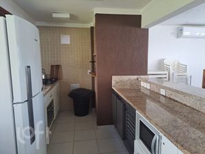Image 21 - 891725