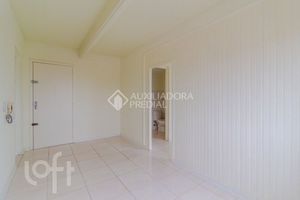 Image 1 - 891728